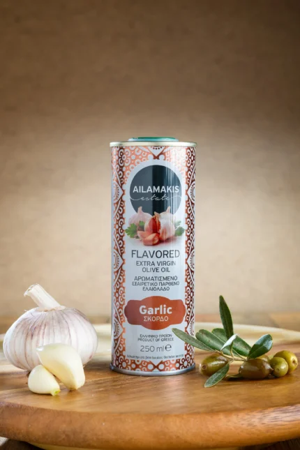 Alyvuogių aliejus Ailamakis su česnakais 250 ml